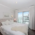 Princes Wharf 2Br Sub-Penthouse