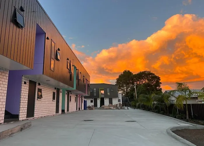 Krishna Motel - Newly Built In Papakura