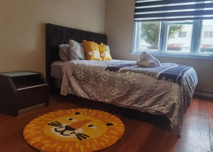 Mt Eden Master Suite Rm1