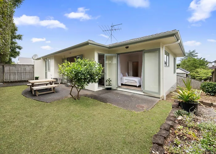 Cozy Out East Auckland