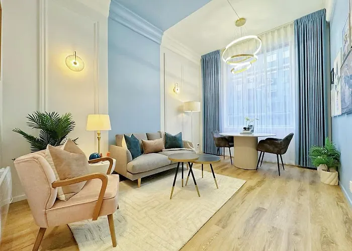 Modern Elegance - Cbd Luxury 1Br On Central Queen St