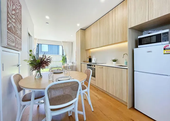 City Serenity 2Br Townhouse Vs Ac Backyard & Parking