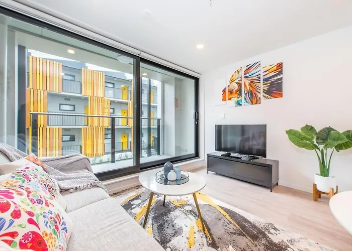Central Stylish Comfy Studio With Swimming Pool