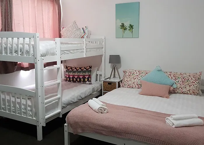Forbes Grove Accommodation