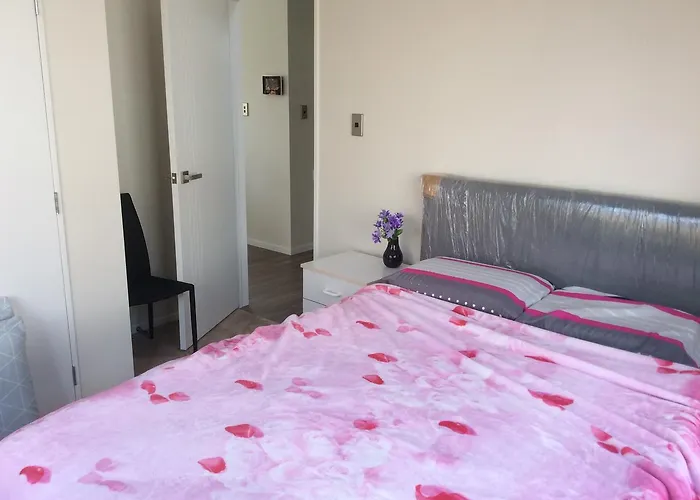 Brand New Bedroom In Karaka