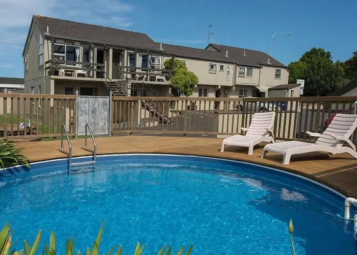 Howick Motor Lodge