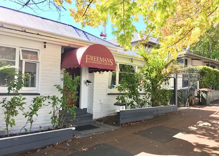 Freemans Backpackers