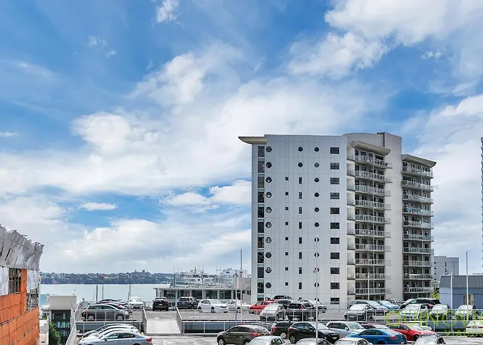 Qv Glamour 2 Bedroom Apt With Carpark - 758