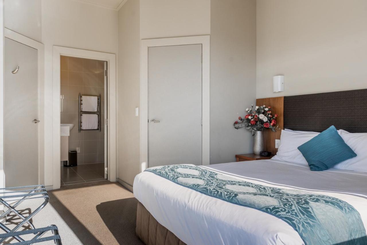 Ocean Breeze Auckland