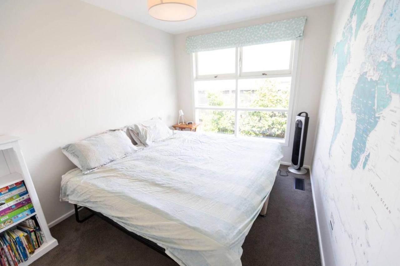 Gorgeous Family Retreat In Meadowbank With Pool Apartamento