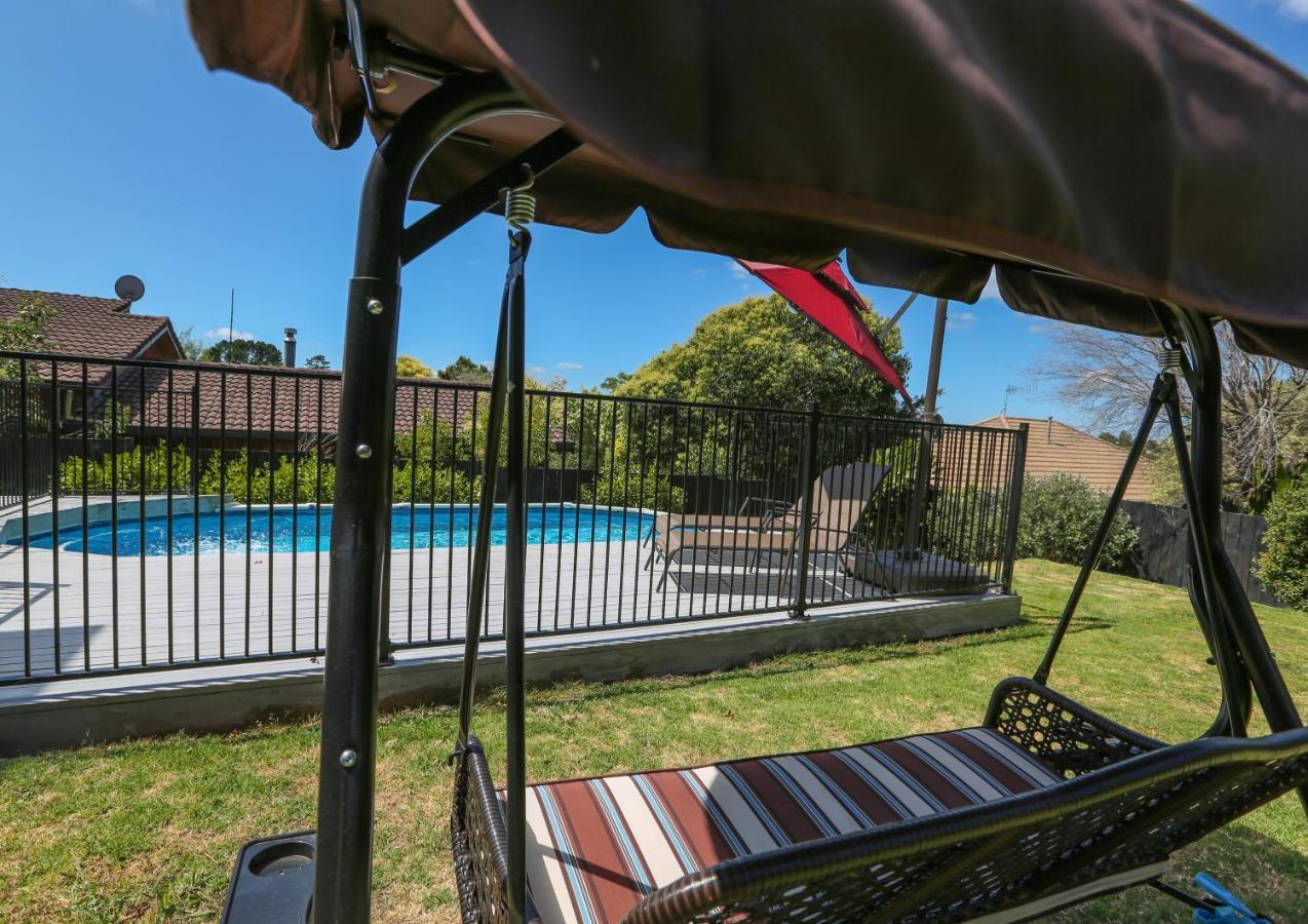 Homestay Swimming Pool Auckland