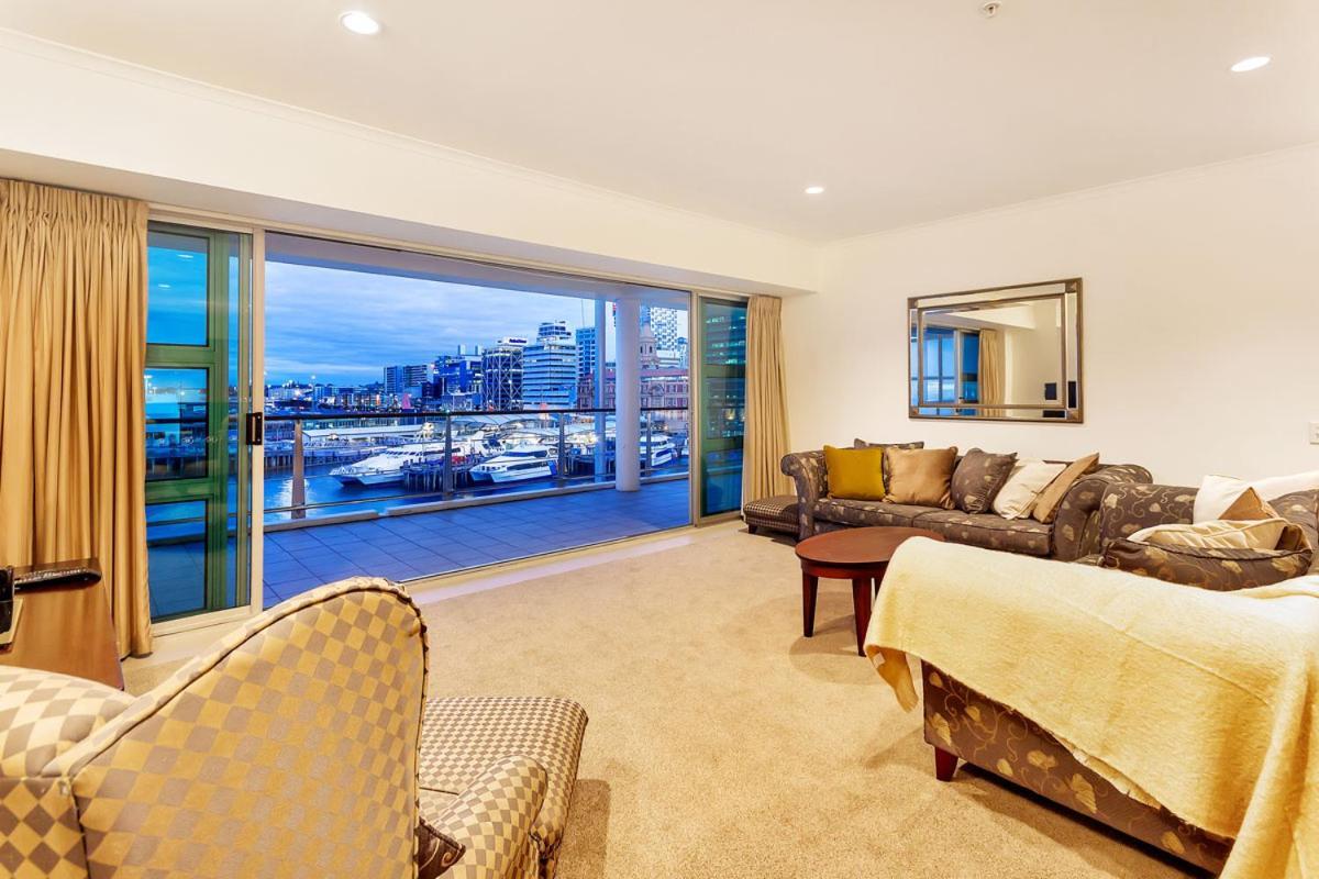 Qv Private Waterfront - Princes Wharf - 379 Apartment