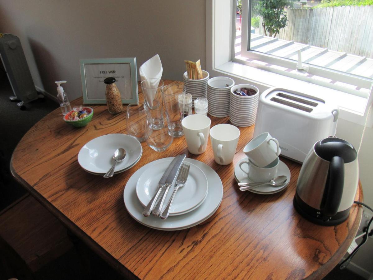 Castor Bay Guest house