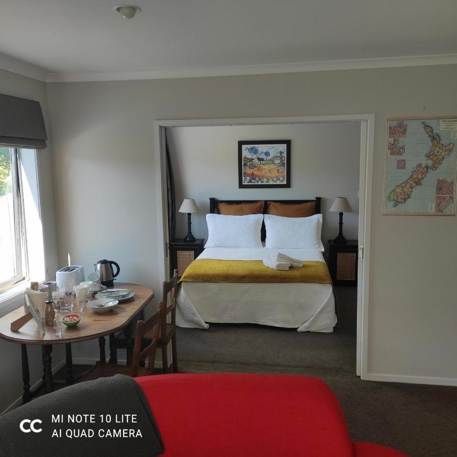 Castor Bay Guest house