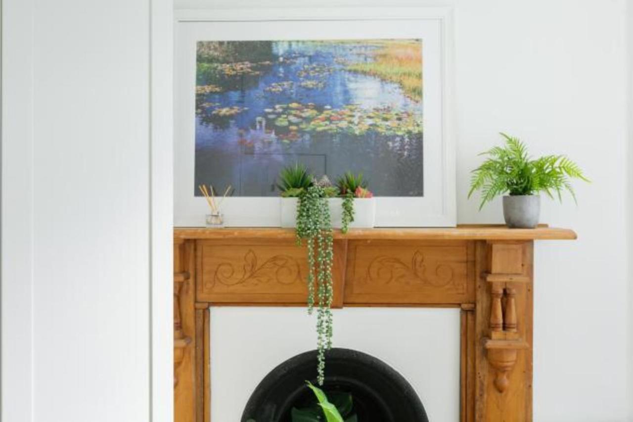 Light-filled Renovated Walk To Ponsonby Road * Auckland