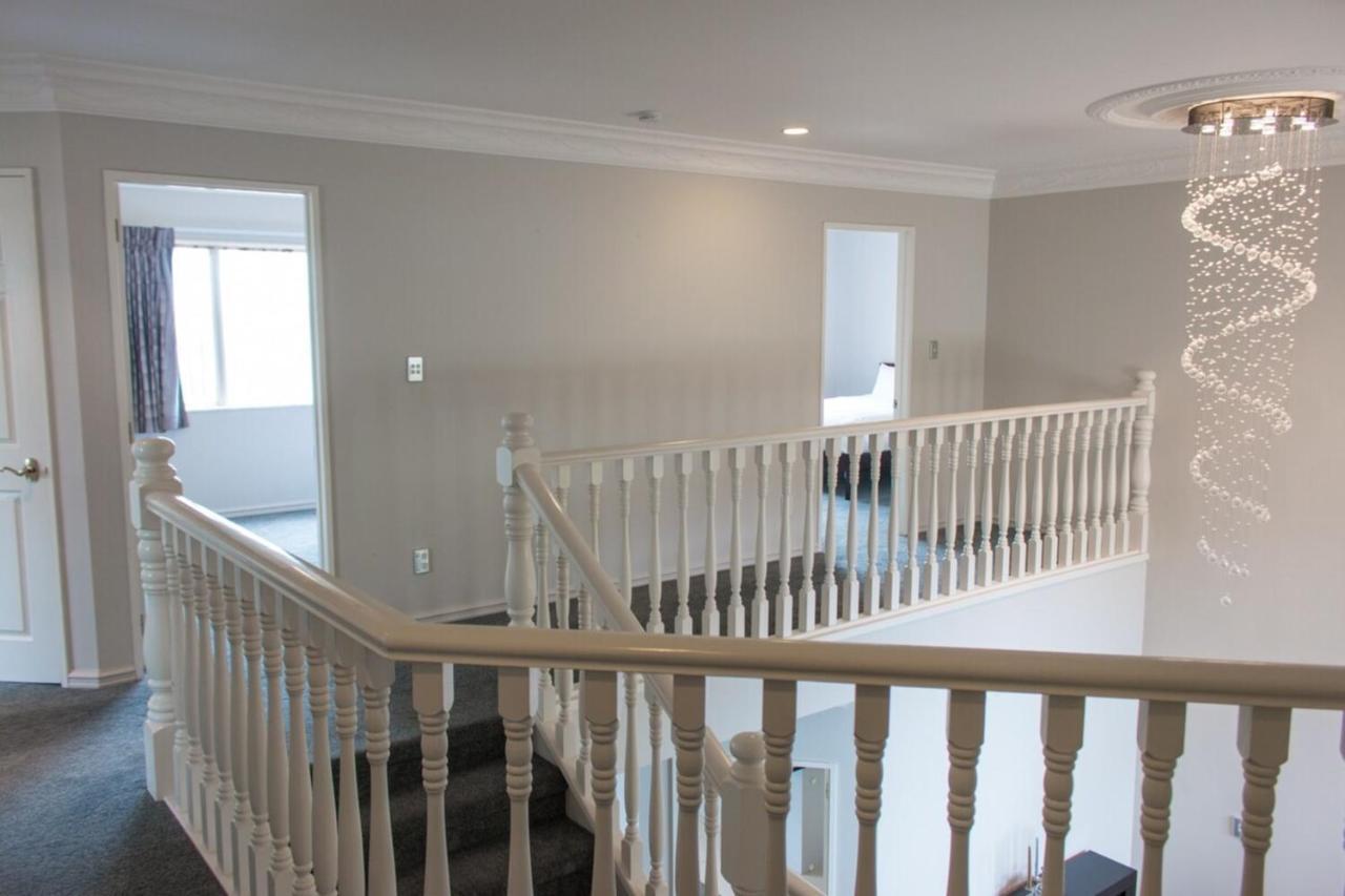 Elegant 6 Bdr Sleeps 13 In East *