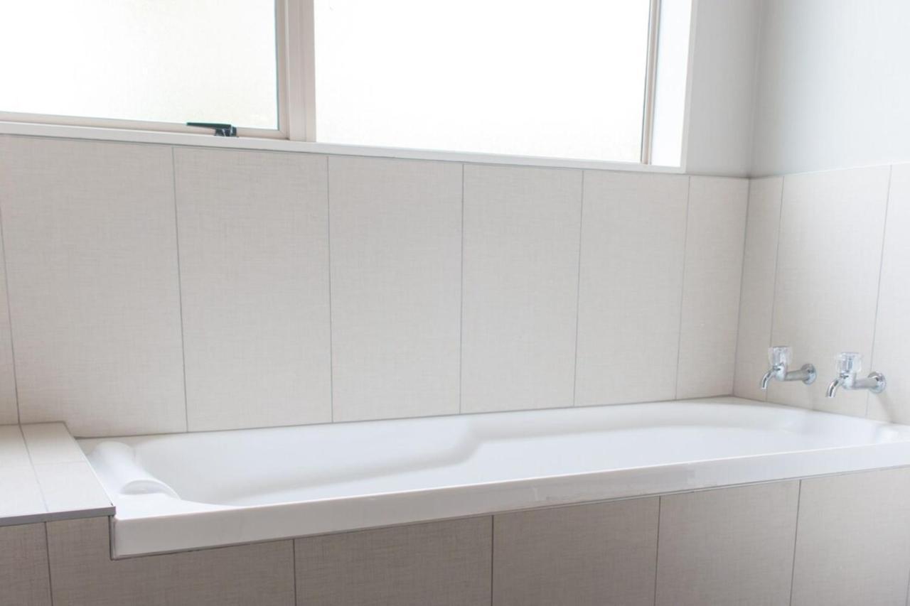 Elegant 6 Bdr Sleeps 13 In East *