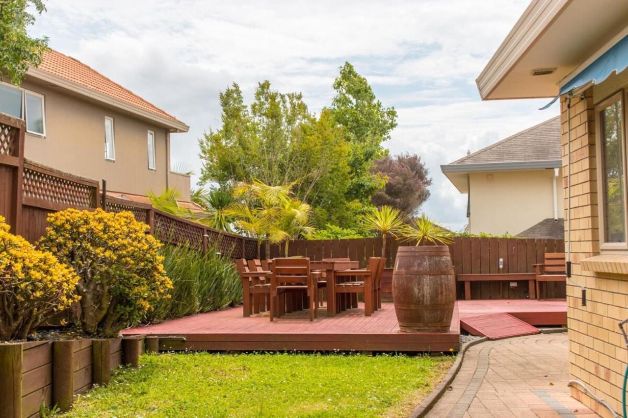 Elegant 6 Bdr Sleeps 13 In East