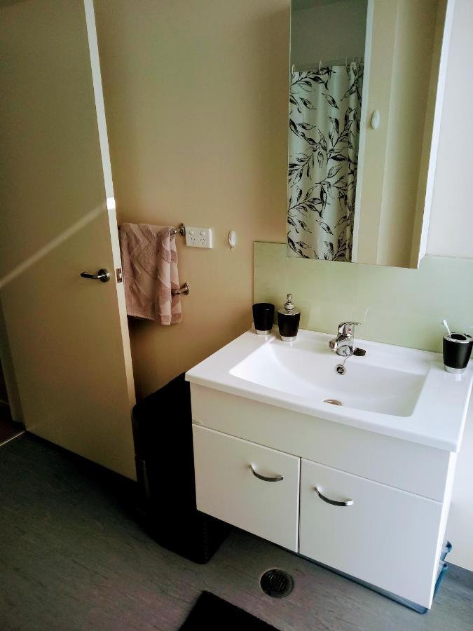 North Shore Homestay *