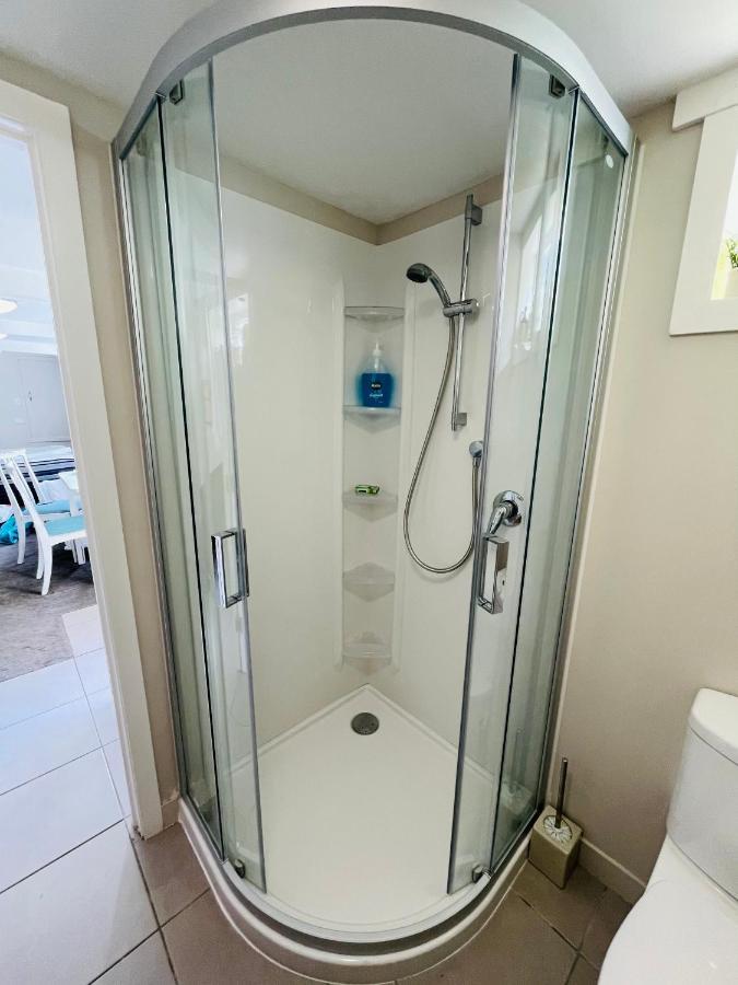 Whitby - Mairangi Bay Apartment *