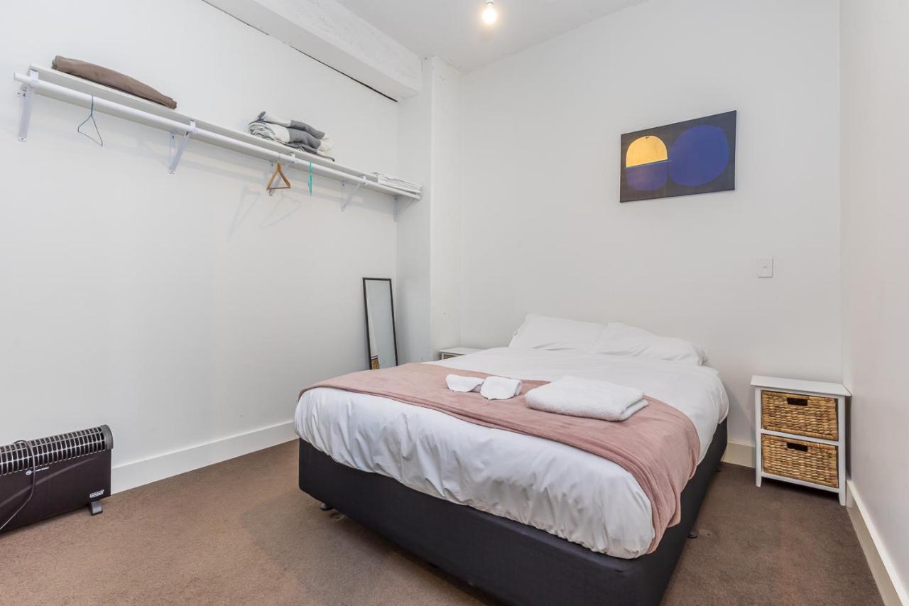 Modern Centre Pad - Cbd Apartment *