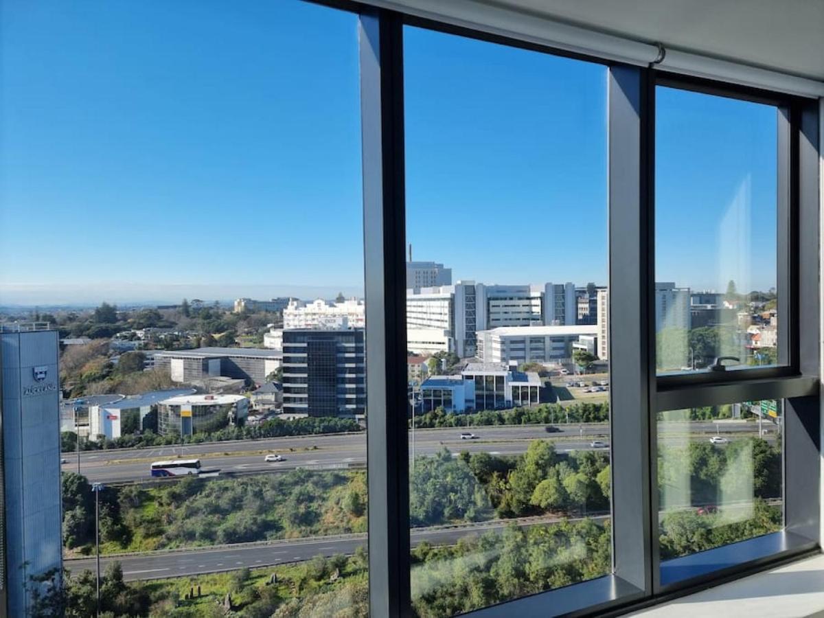 Oceania City Fringe W Views Free Parking Wifi Apartment Auckland