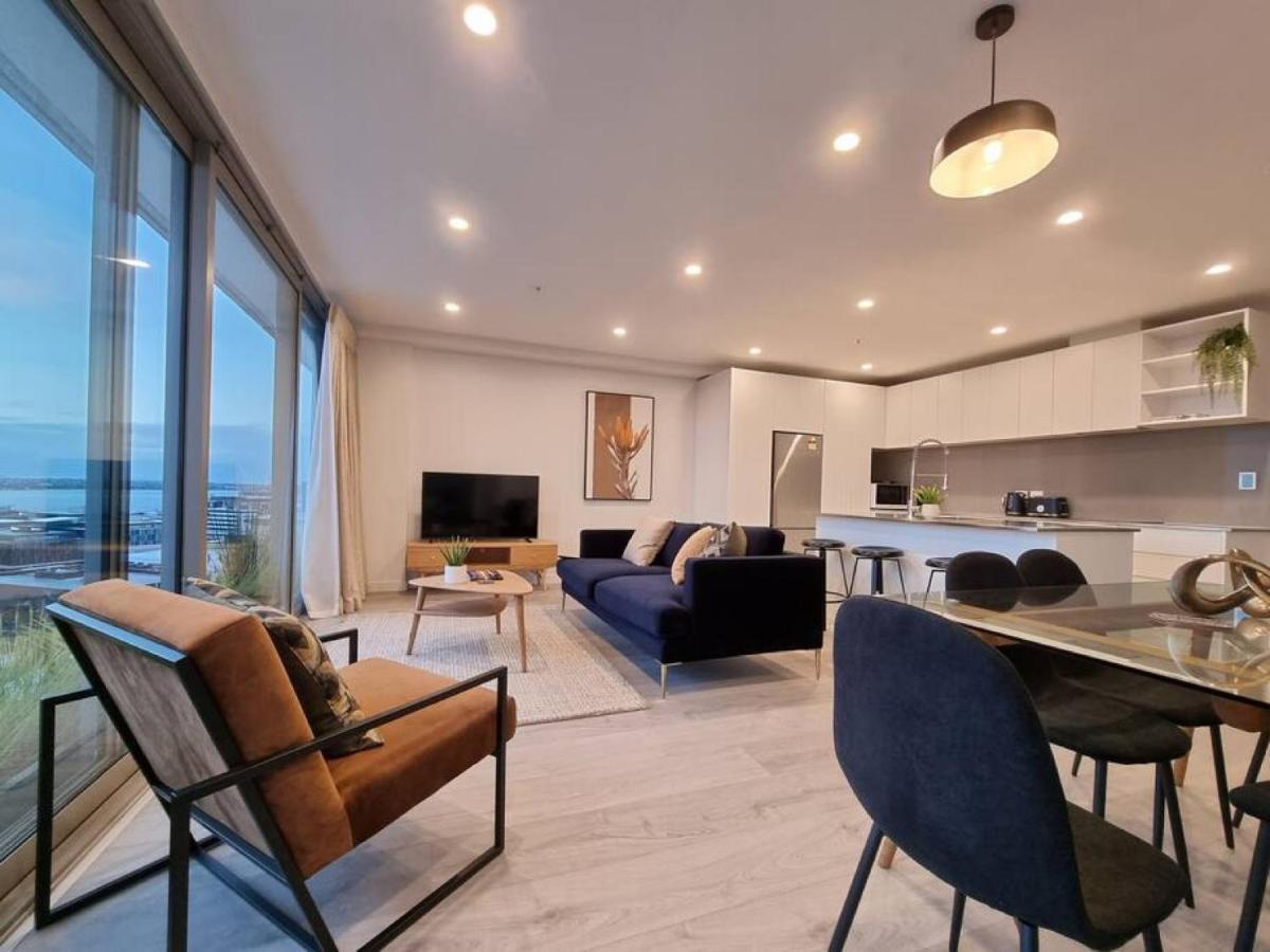 Union W Stunning Views - Free Parking Apartment *