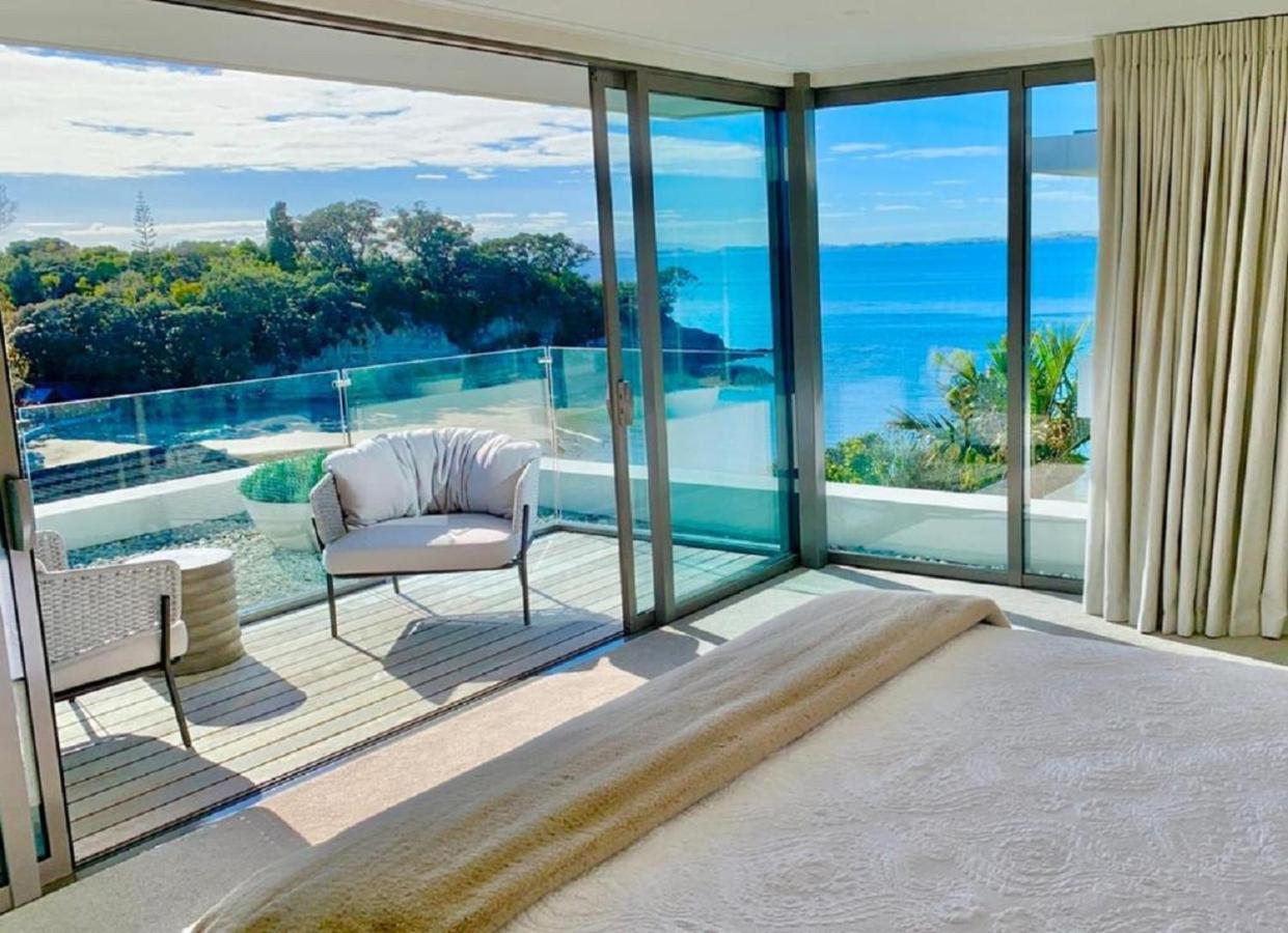 Elements Of Castor Bay * Auckland