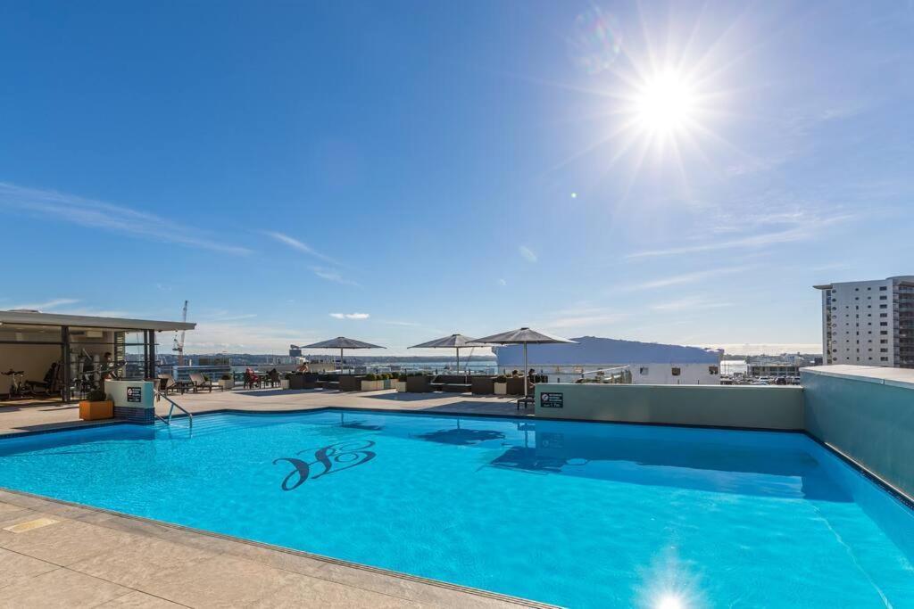 Heritage Haven By Viaduct Cbd - Pool Gym Tennis Apartment *