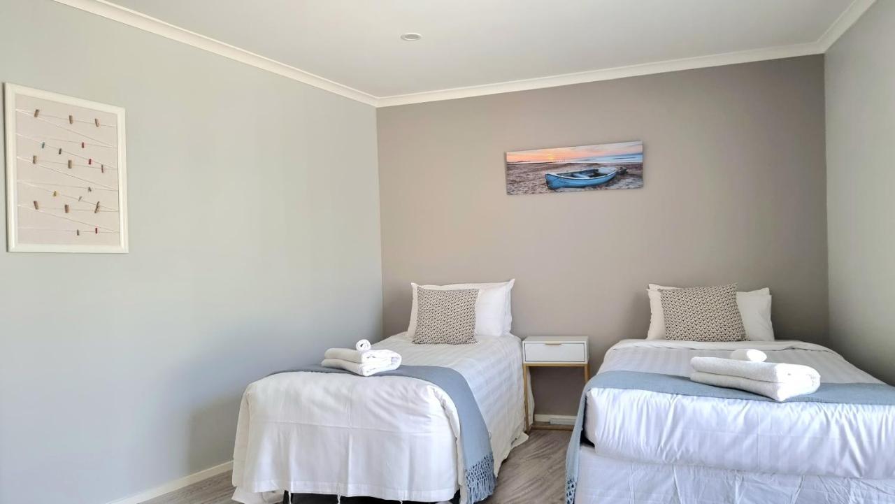 Casa de férias Spacious 4 Bedroom With Free Parking *