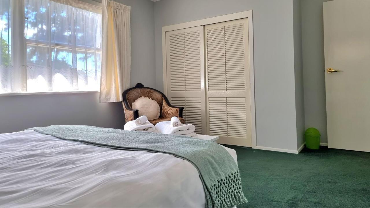Casa de férias Spacious 4 Bedroom With Free Parking Auckland
