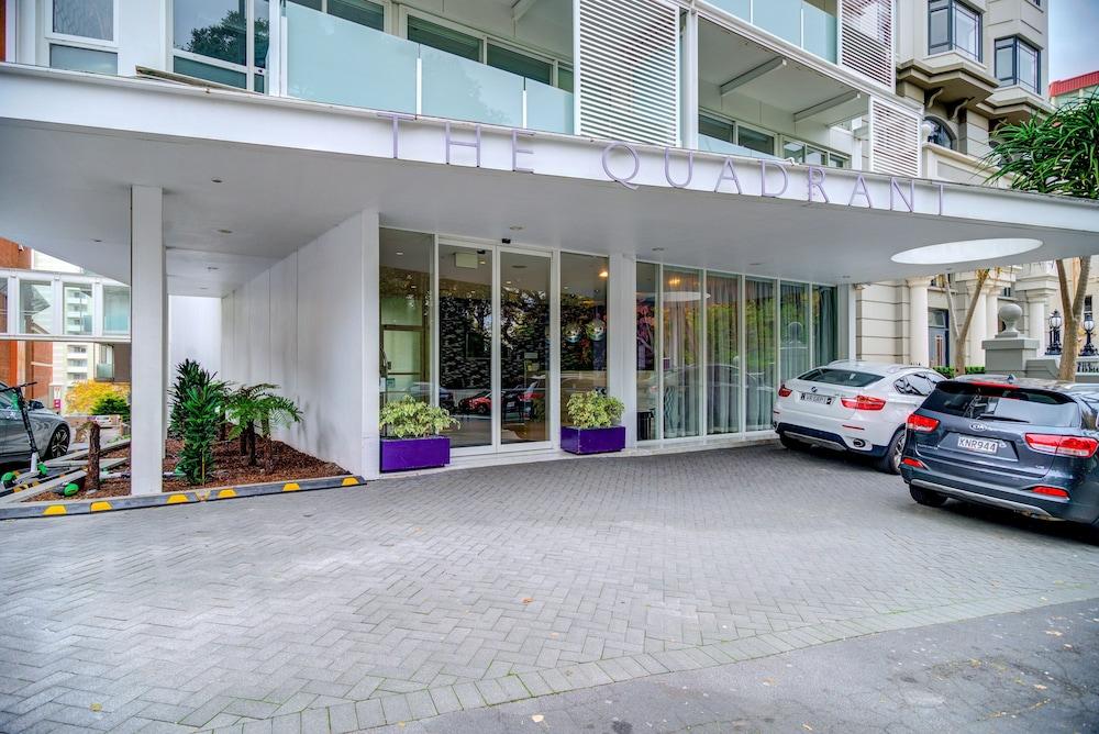 The Quadrant & Aparthotel