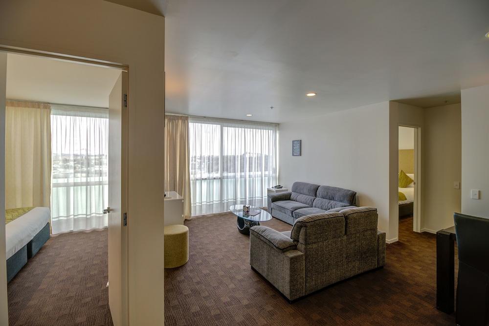 Aparthotel The Quadrant & Auckland