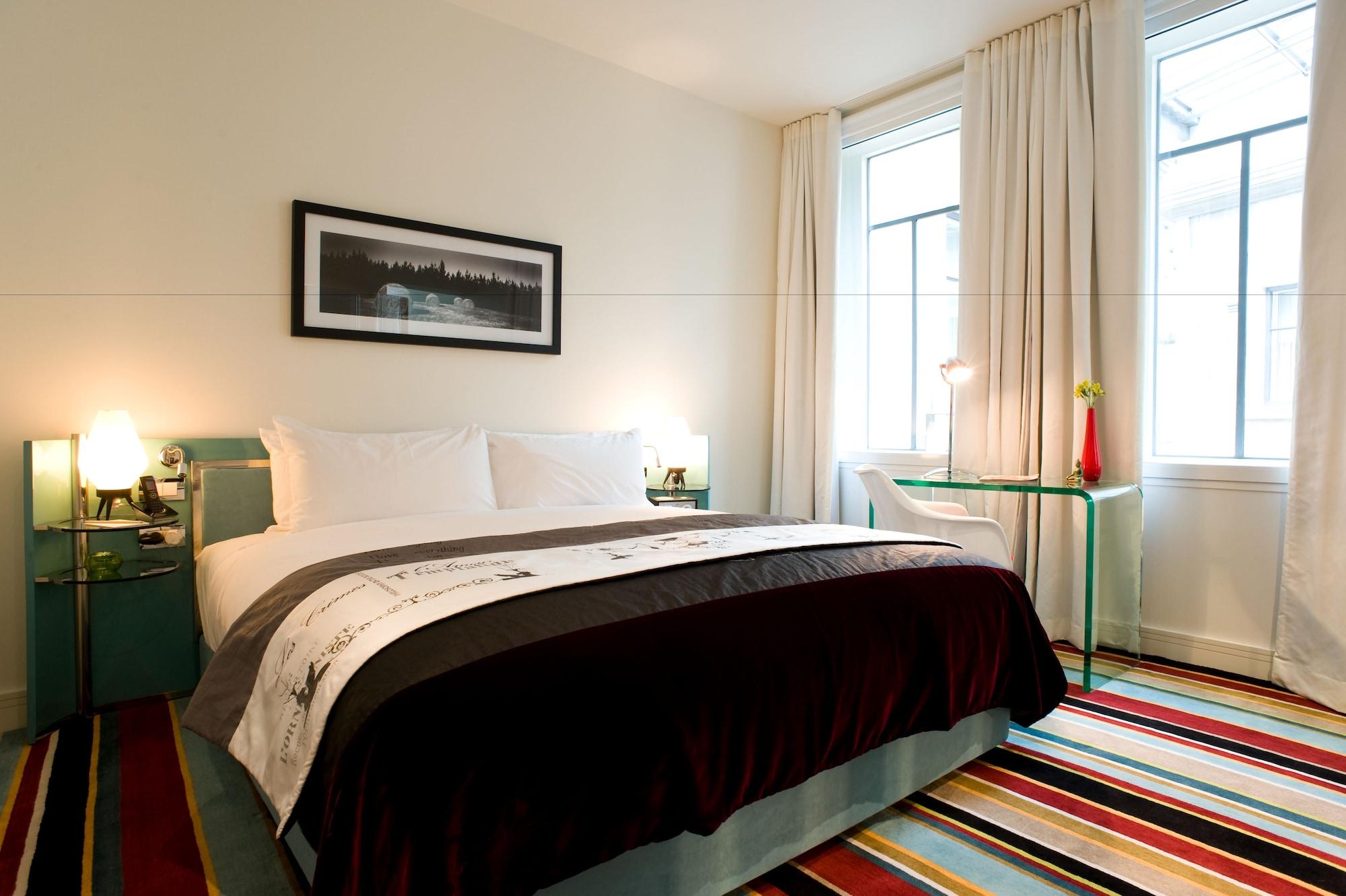 Debrett Hotel Auckland