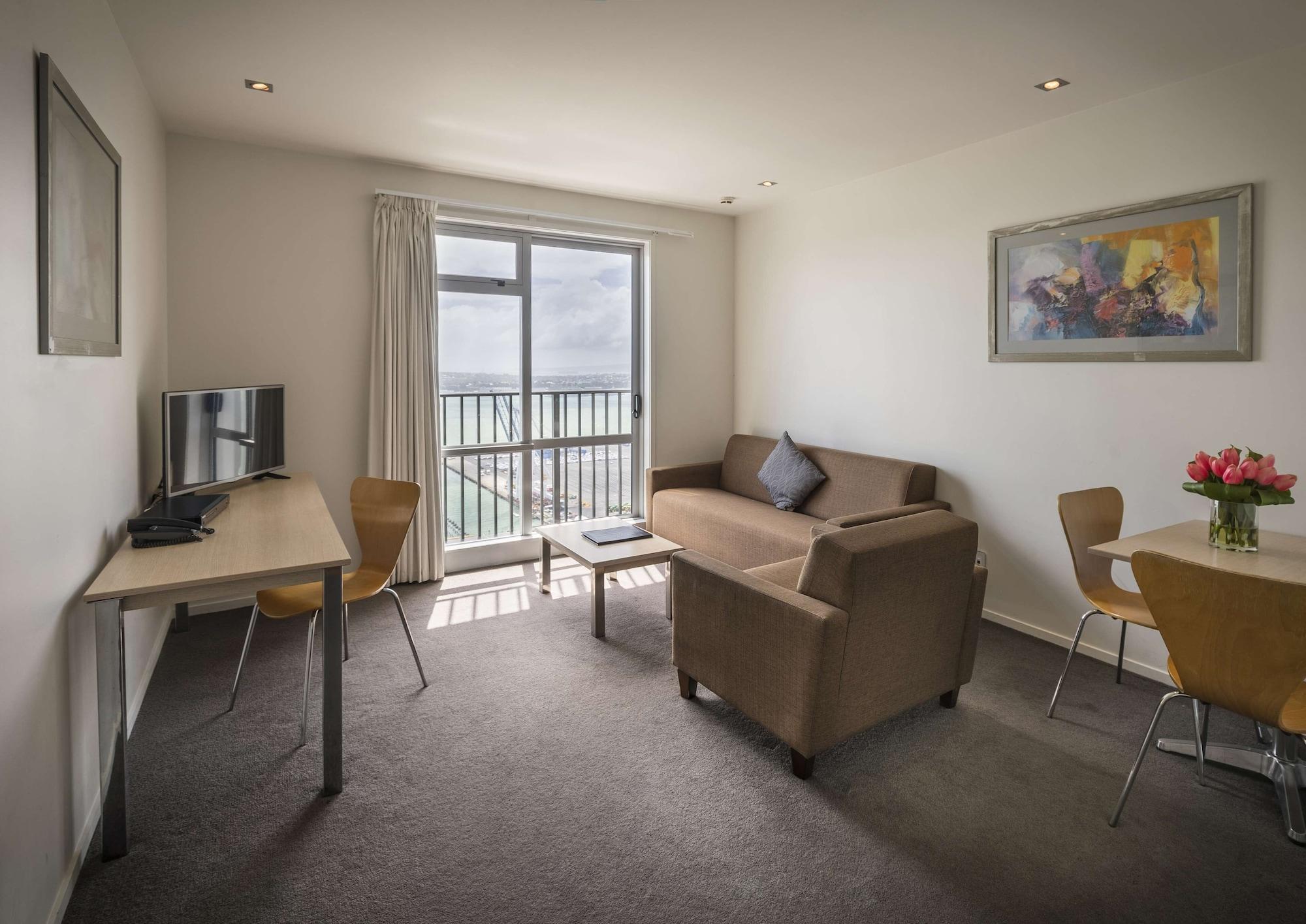 Aparthotel Harbour 4*