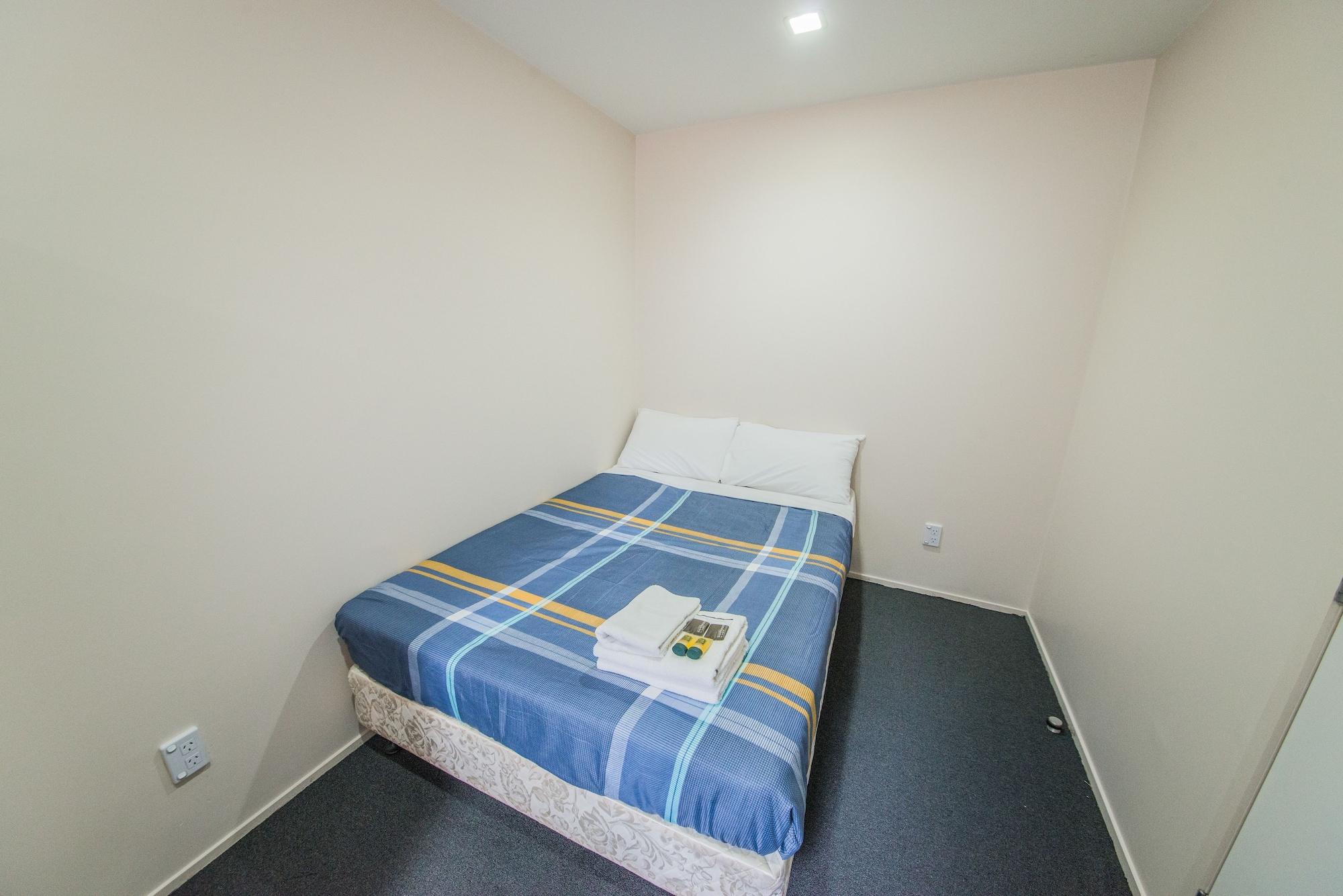 Empire Aparthotel 3*