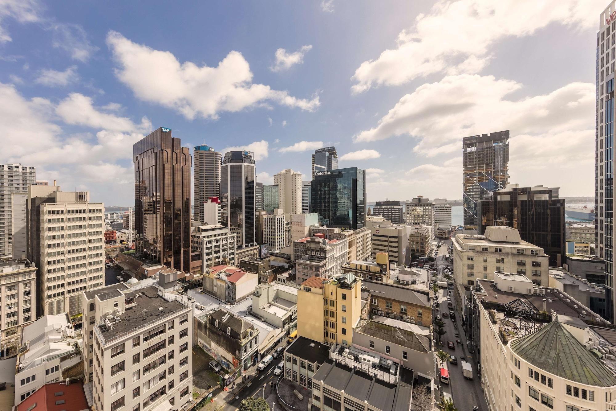 Avani Metropolis Residences 4* Auckland