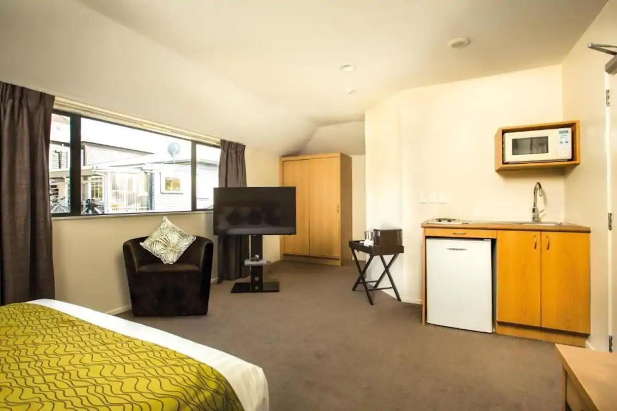 Edit Auckland Greenlane Hotel 4*