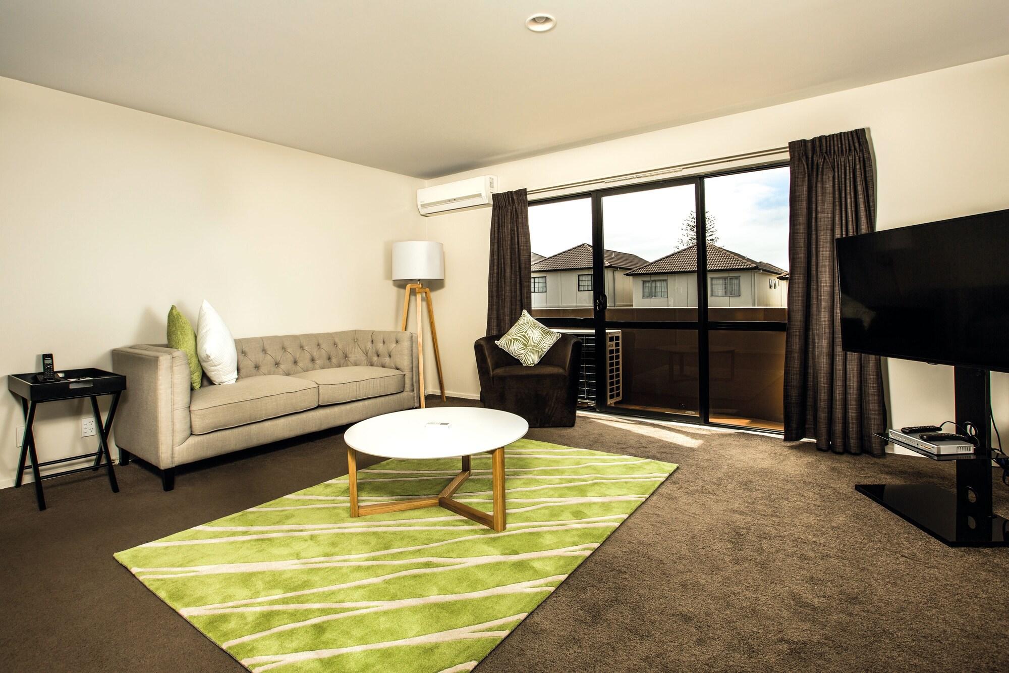 Edit Auckland Greenlane 4*