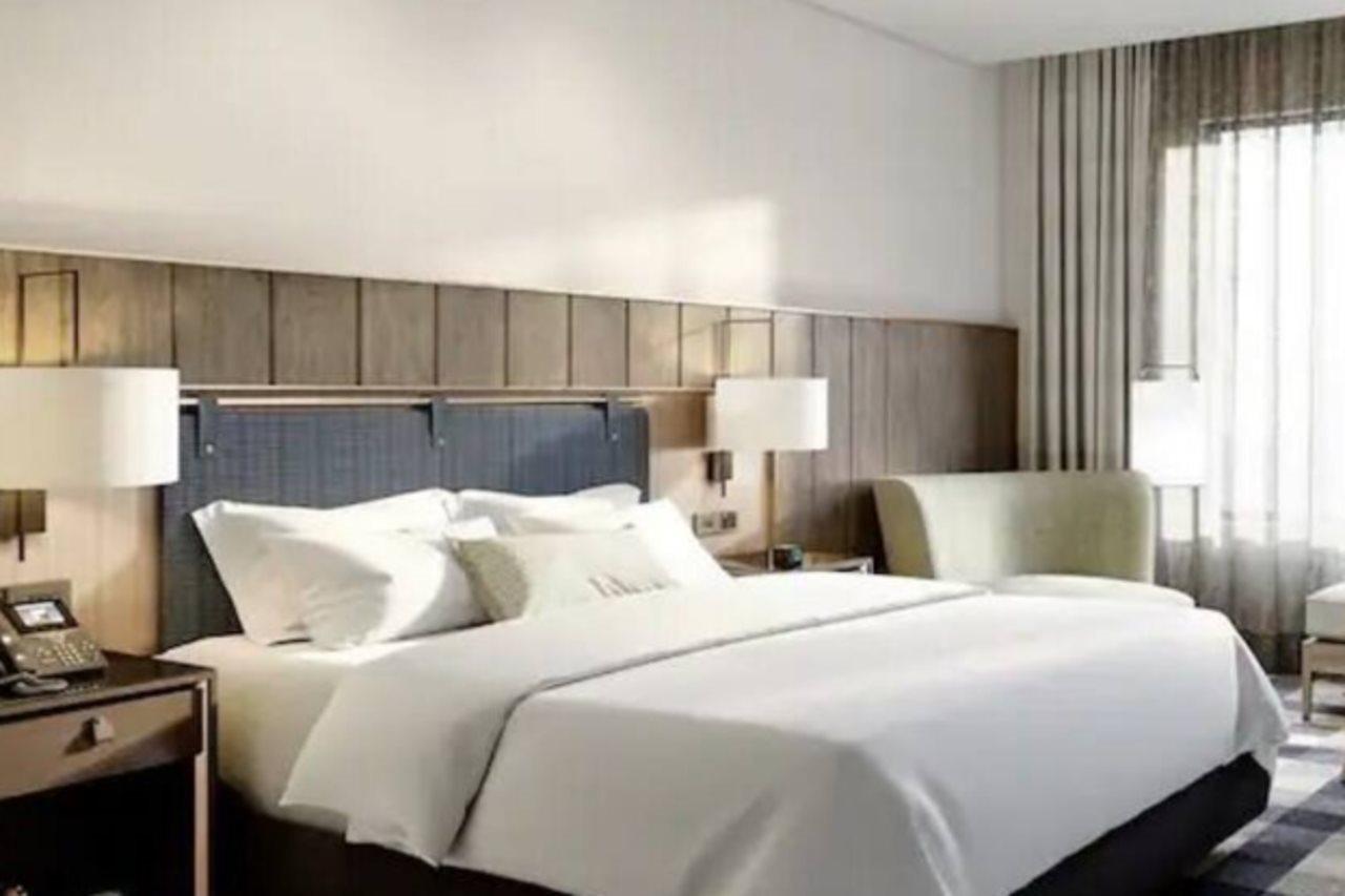 Doubletree By Hilton Karaka Hotel