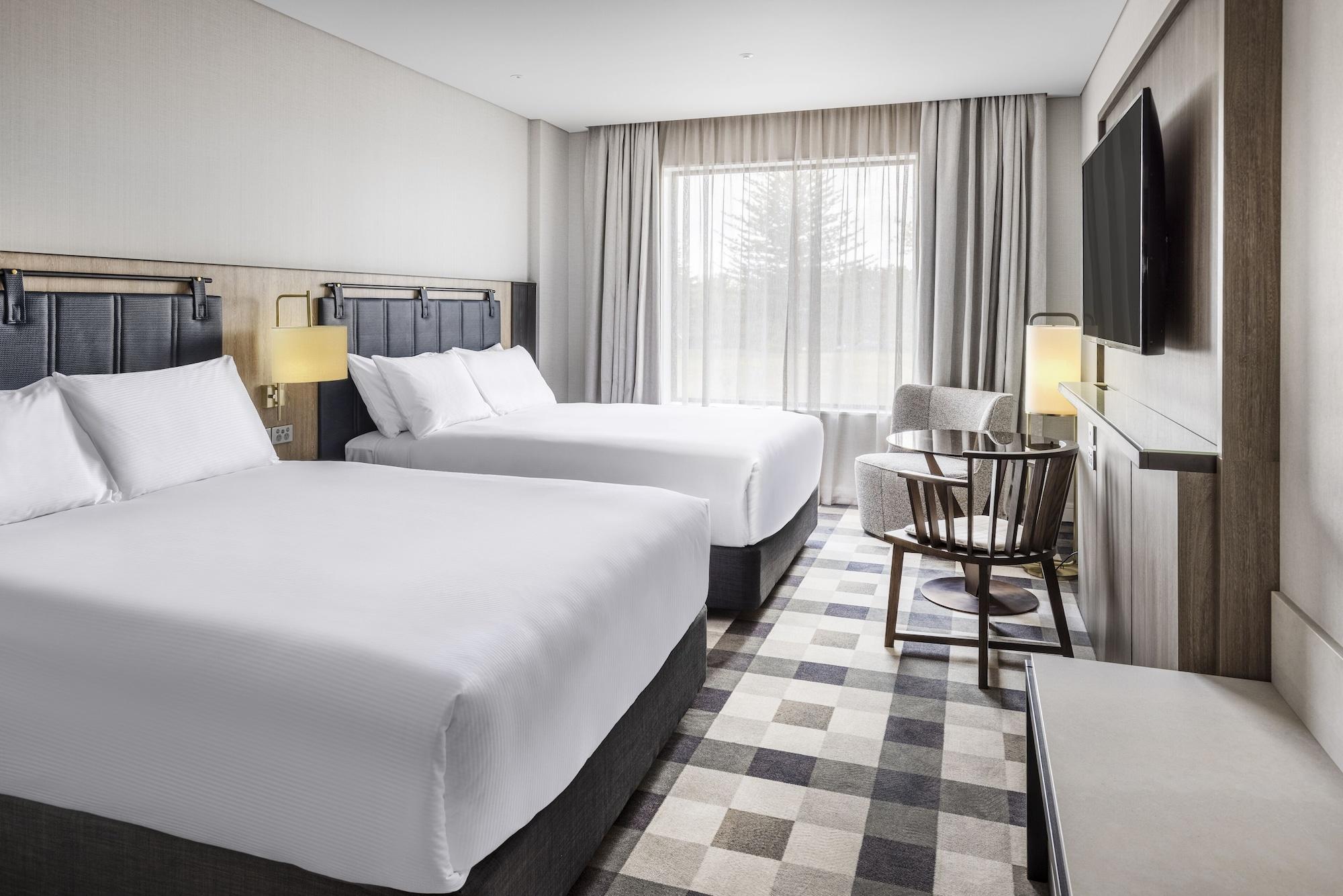 Doubletree By Hilton Karaka Hotel 4*