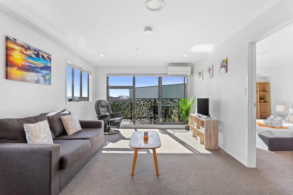 Eden Terrace Two Bedroom Free Parking