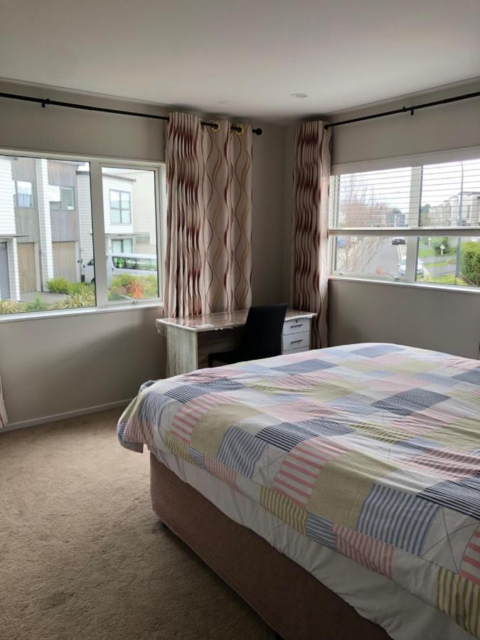 Hospedagem domiciliar Brand New Bedroom In Karaka Auckland