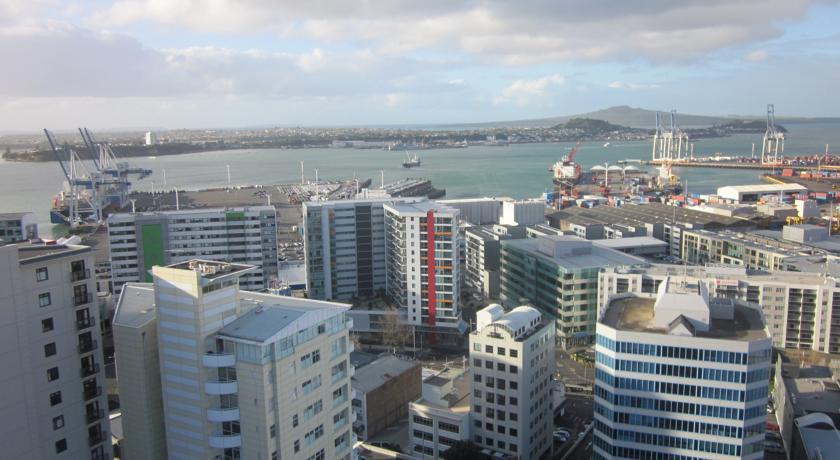 The Quadrant & Aparthotel 4*