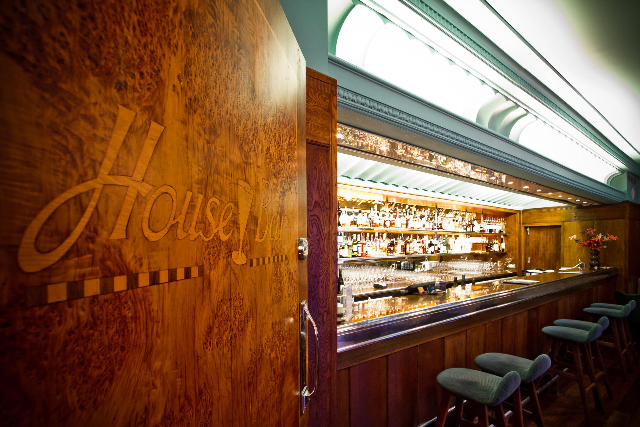 Hotel Debrett 5*