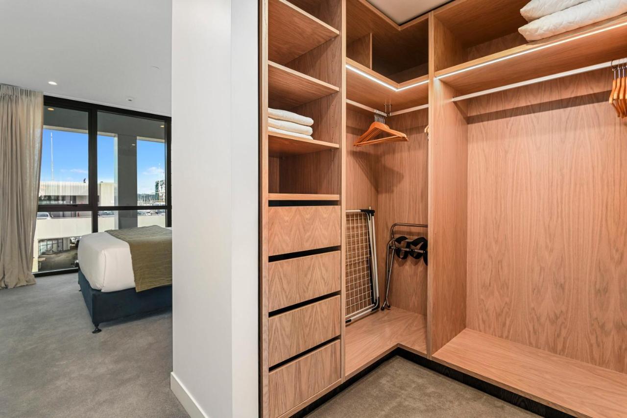 Chic Contemporary In The Heart Of Wynyard Quarter