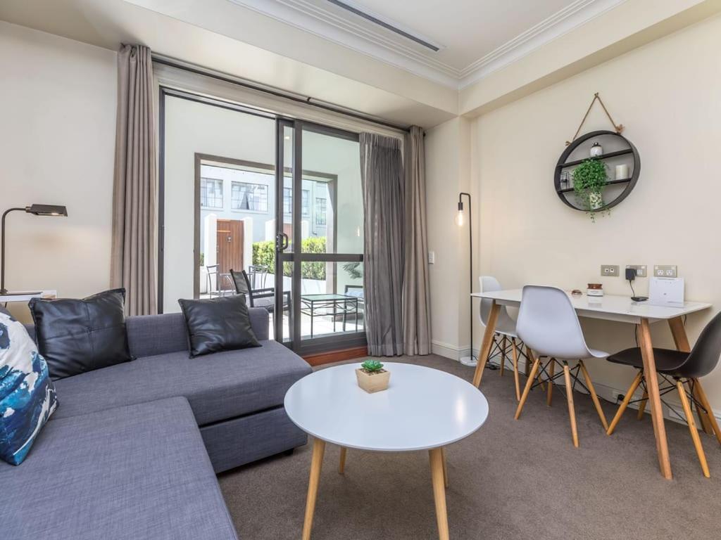 Heritage Haven By Viaduct Cbd - Pool Gym Tennis Apartment Auckland