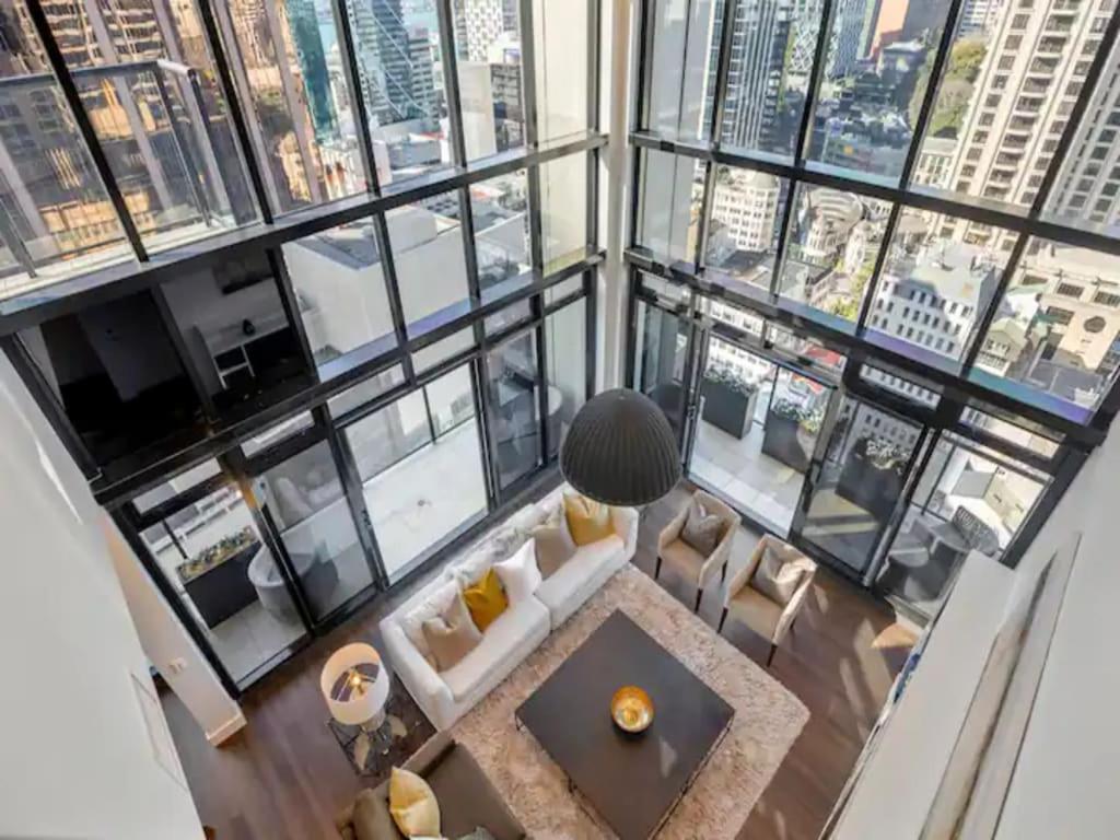 Penthouse Sophistication On Queen Street Auckland
