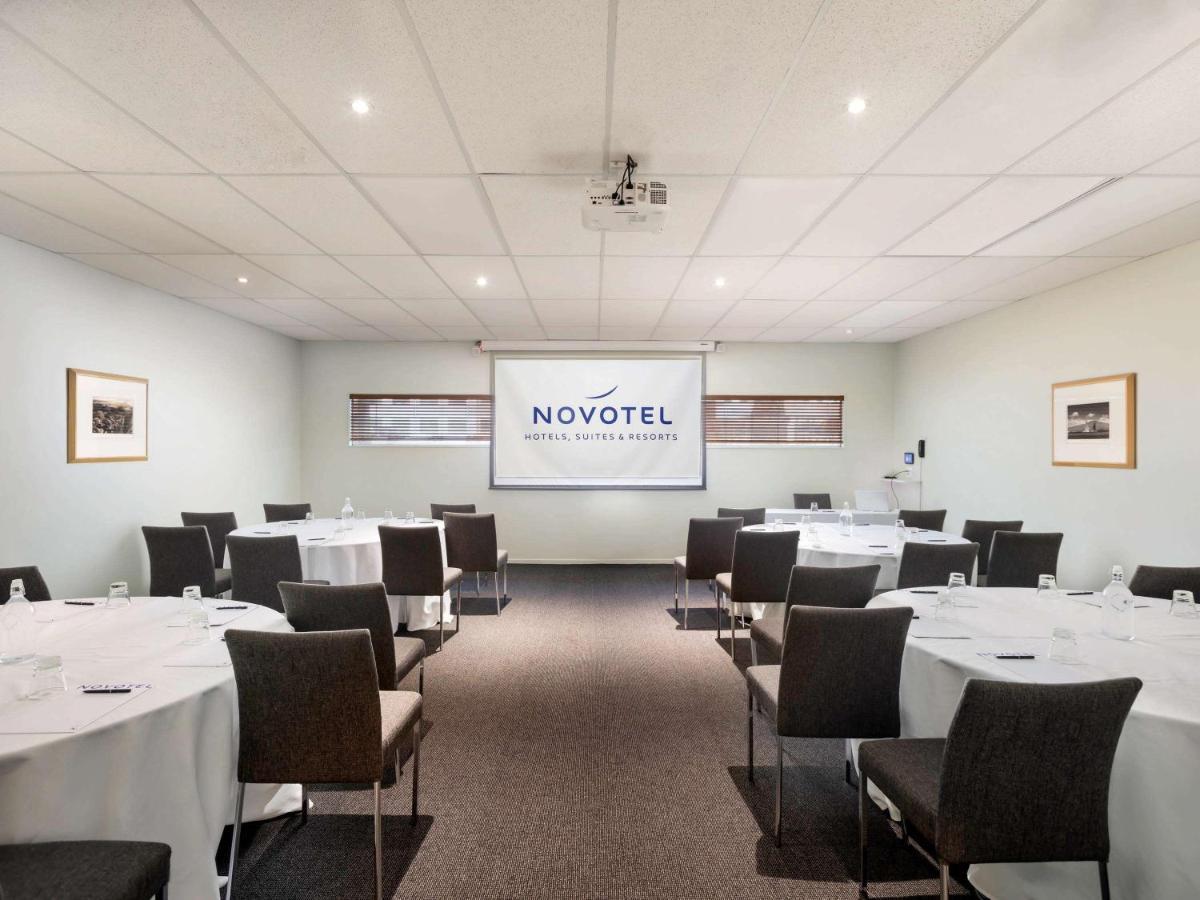 Novotel Ellerslie Hotel 4*