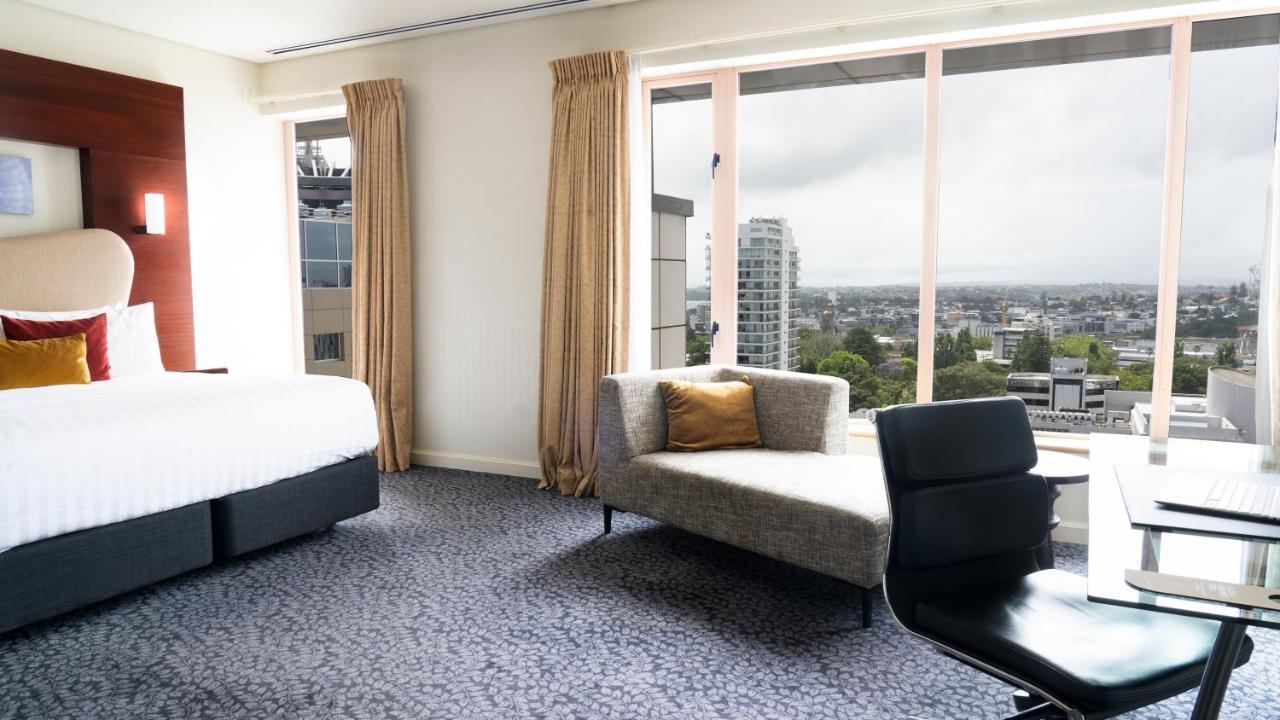 Crowne Plaza By Ihg 4*